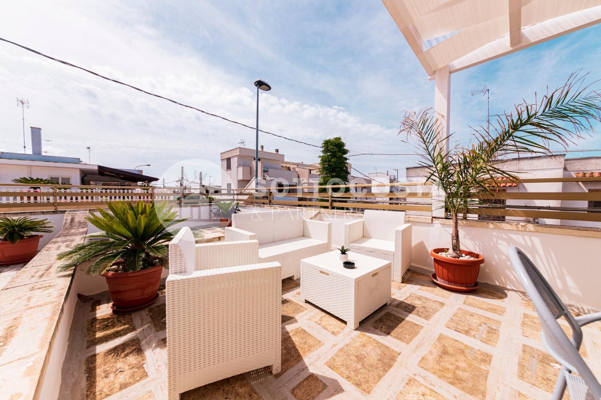 Lory'S House Hotel ปอร์โตเชซาเรโอ ภายนอก รูปภาพ